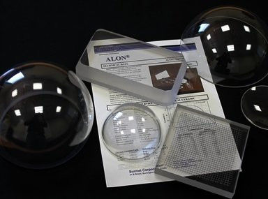 Dernières nouvelles de l'entreprise Quelle est la résistance de la céramique AlON, qui est encore plus puissante que le verre pare-balles?