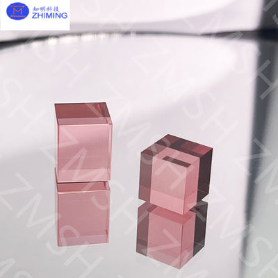 Saphir pierre précieuse brute fabriquée en laboratoire Padparadscha Saphir rose Saphir haute dureté à des fins de bijoux