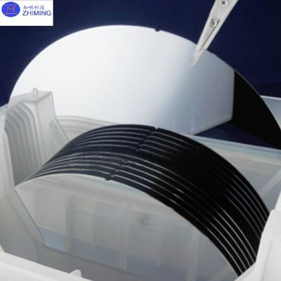 Si Wafer / Substrate épaisseur de 8 pouces 675-775 μm, type P/N, orientation 111, double / côté unique poli