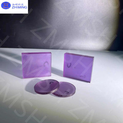 Saphir fabriqué en laboratoire pierre précieuse synthétique matières premières échelle de Mohs 9 pour bijoux fabriqués à haute transparence