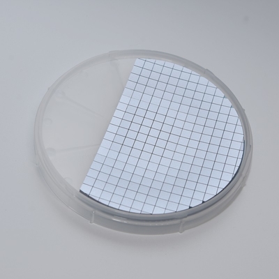 type morceau carré SEM du microscope à balayage électronique de 10x10mm P de gaufrette de silicium