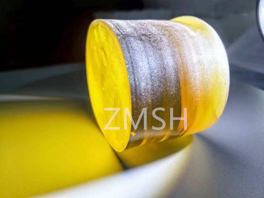 Bon prix Saphir artificiel doré pierre précieuse brute à l'échelle de dureté de Mohs de 9 cristaux pour bijoux en ligne