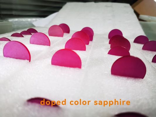 Bon prix Matériaux cristallins de rubis colorés dopés de saphir Fe / Ti / Cr en ligne