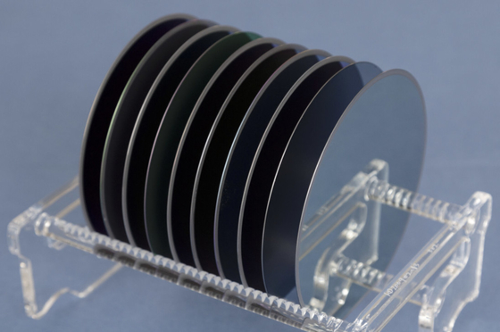 Bon prix les couches minces de niobate de lithium de gaufrette de 2inch 3inch 4inch LNOI LiNbO3 posent sur le substrat de silicium en ligne