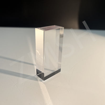 Bon prix La méthode Al2O3 Ky pour la communication laser et optique au prisme de saphir en ligne