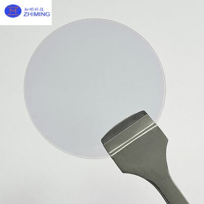 Substrate de verre revêtu de saphir ITO avec une transmission optique élevée, une faible résistance à la feuille et une excellente stabilité thermique