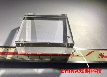 Bon prix Verre cristal de saphir de bloc de guide léger, machine faite sur commande de chargement initial de beauté de laser à verre de saphir en ligne