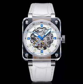 Bon prix Dureté transparente 9,0 de monocristal du boîtier de montre de cristal de saphir de couleur Al2O3 en ligne