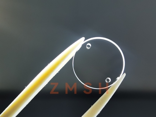 Bon prix Épaisseur adaptée aux besoins du client de Sapphire Optical Window 2mm de taille avec le trou en ligne